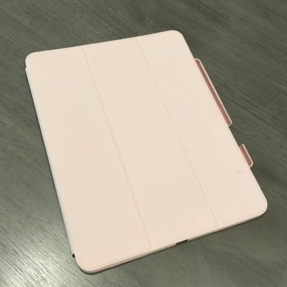 iPad Pro 12.9 inch case with Apple Pencil holder